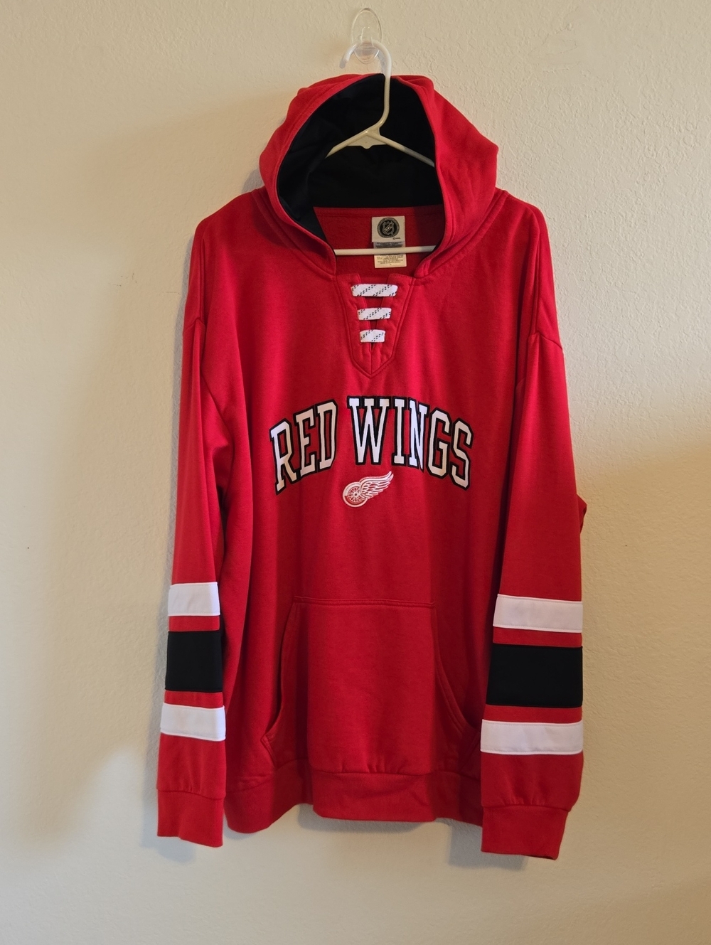 NHL Detroit Red Wings Lace-Up Pullover Hoodie - Red - XL